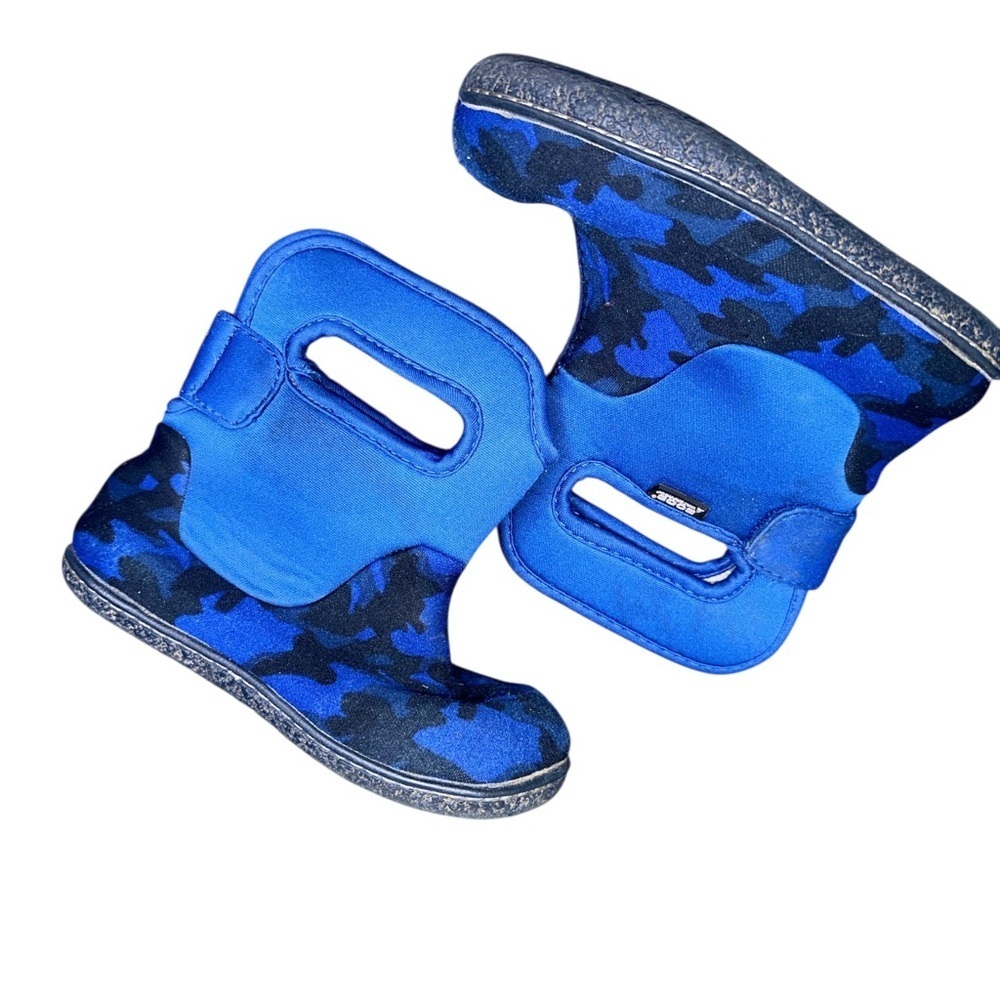 Bogs Blue Camo Kids Boots‎ size 9 toddler